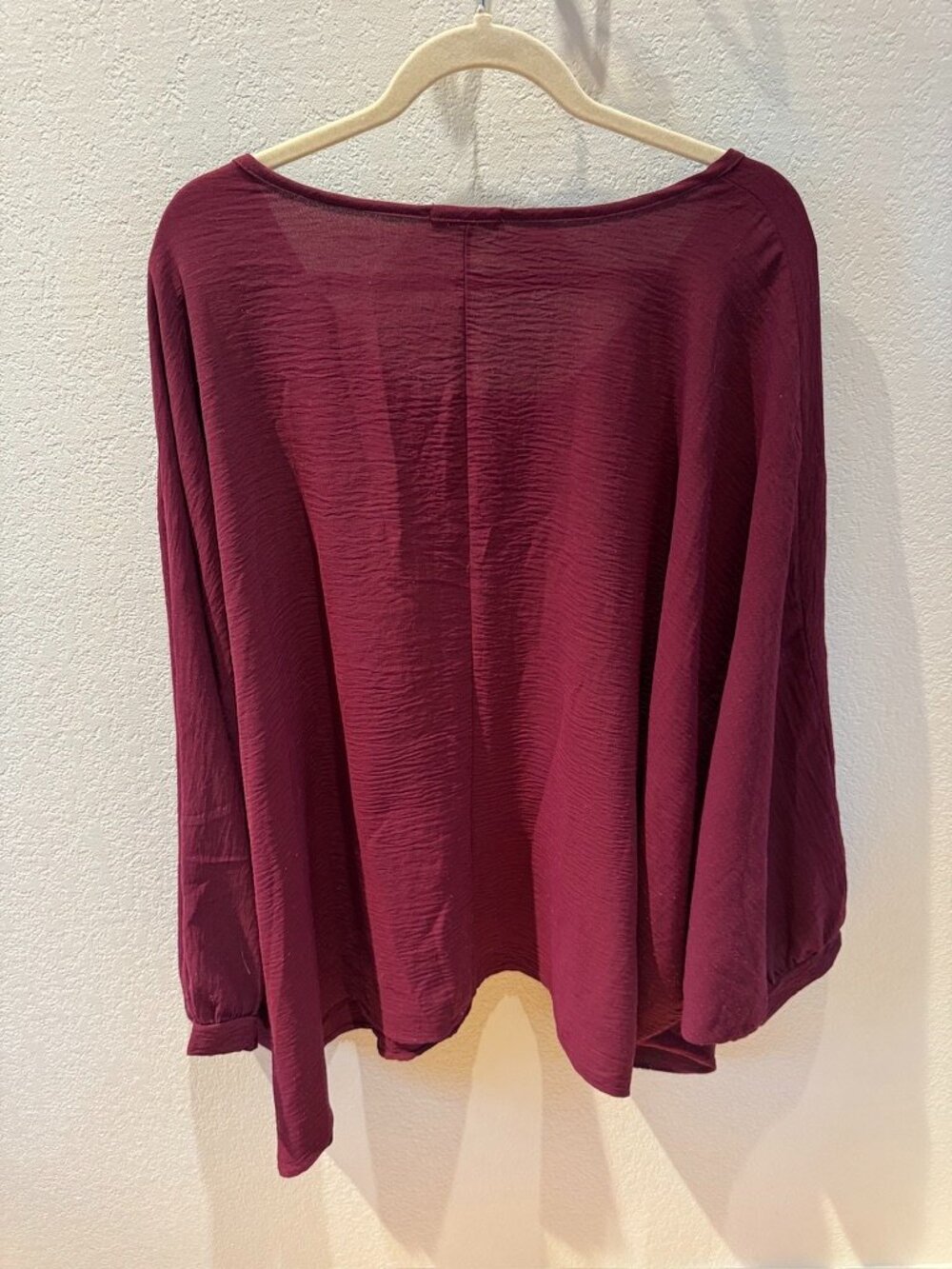 Cotton Bleu Oversized Batwing Top L Burgundy - Picture 2 of 6